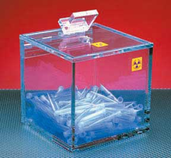 Picture of Beta Pipet Tip/Tube Container with Nested Lid