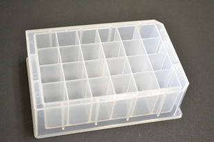 Picture of Sterile, 24-well 10ml DeèpWell Plates, A6 and D6 cuts, Square Well, C-Bottom, Polypropylene, 5/bag, 20/case