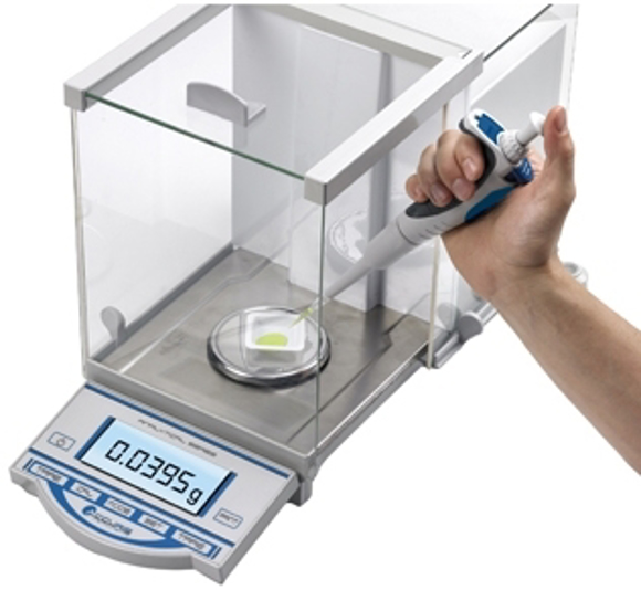 Picture of Accuris™ Analytical Balance, 120 gram OR 210 gram, Readability to 0.0001gram (0.1mg)