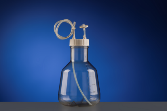 Picture of 3L Wide-mouth High Efficient Erlenmeyer Flask, with Baffled,Bi-directional Transfer Cap with TPE Tube (50cm 1/8" ID 1/4" OD), Vent Filter (0.22 μm Φ24mm), Sterile, 1/pk, 4/cs